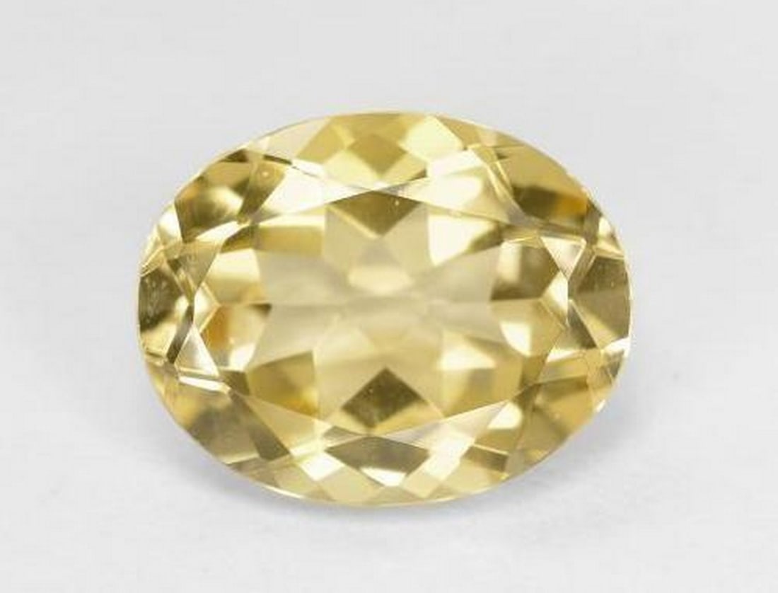 2.51ct Natural Light Golden-Yellow Golden Beryl, Oval, VVS: 2.51ct Natural Light Golden-Yellow Golden Beryl, Oval, VVS A natural golden beryl weighing 2.51 carats, cut in an oval facet with a soft light golden-yellow hue and excellent VVS clarity. Measuring 10
