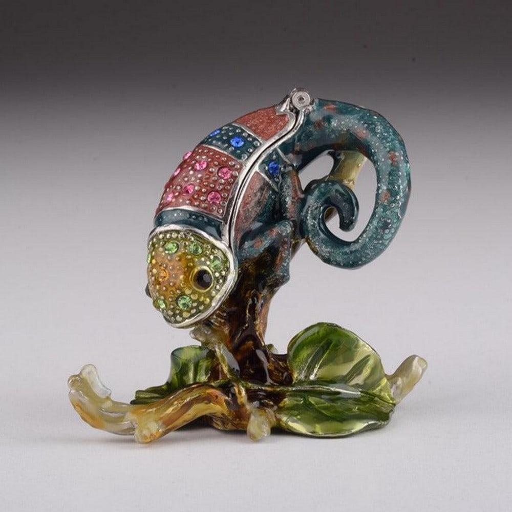 Colorful Iguana Trinket Box: Colorful Iguana Trinket Box Enamel painted trinket box decorated with austrian crystals. Plated with 24K gold, each crystal is handpicked and artistically placed on each piece, the trinket box has a