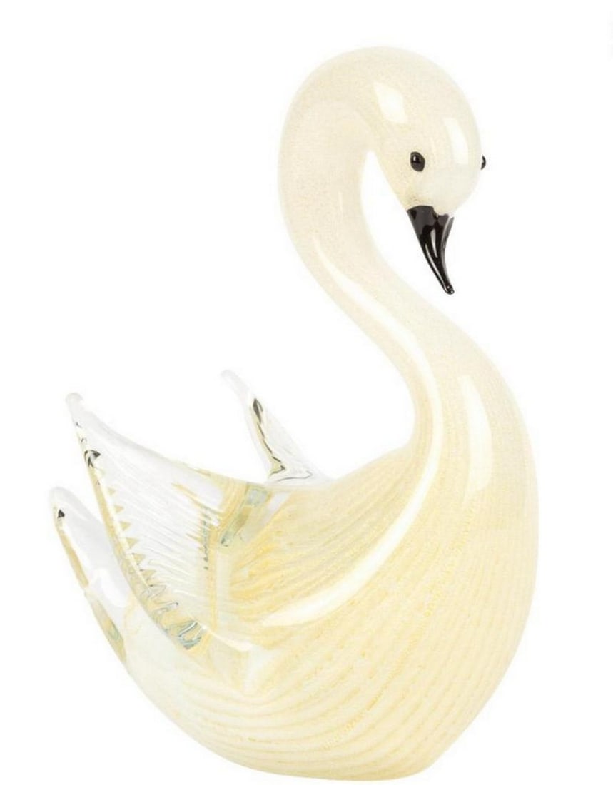 Murano Glass Swan With Gold Figurine: Murano Glass Swan With Gold Figurine Elevate your decor with a touch of opulence and timeless beauty through this figurine. The swan's slender neck and elegantly curved body are rendered with pre