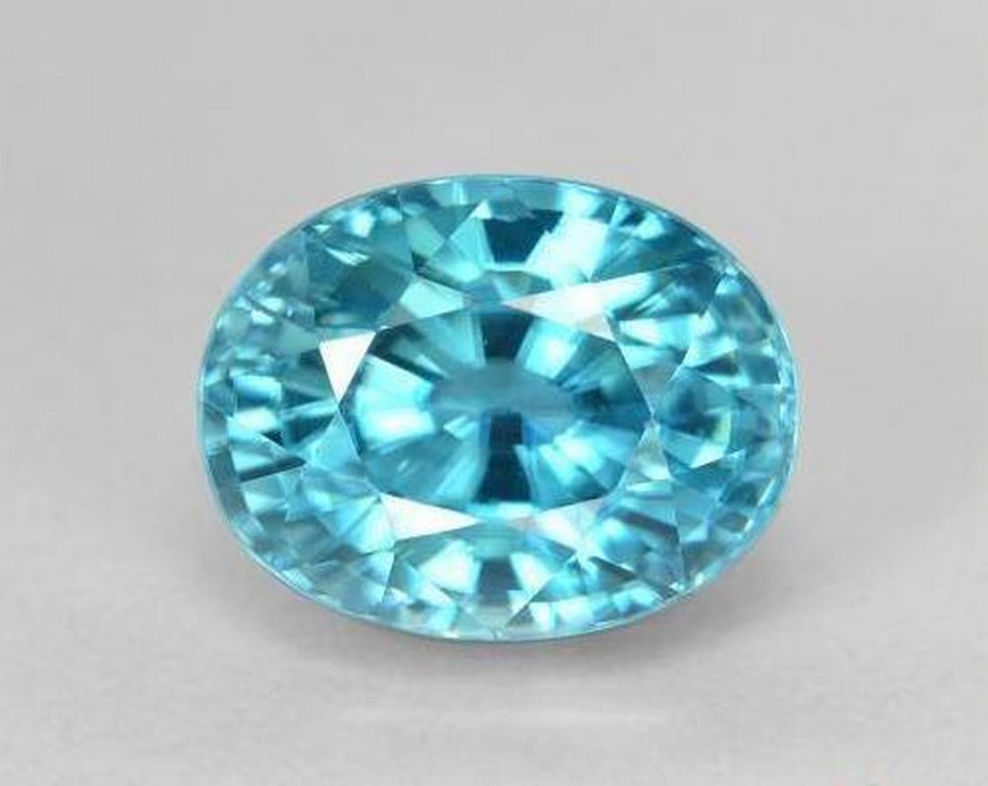 4.98 ct Natural Greenish Blue Zircon, Oval Cut, VVS, Cambodia (1 of 3)