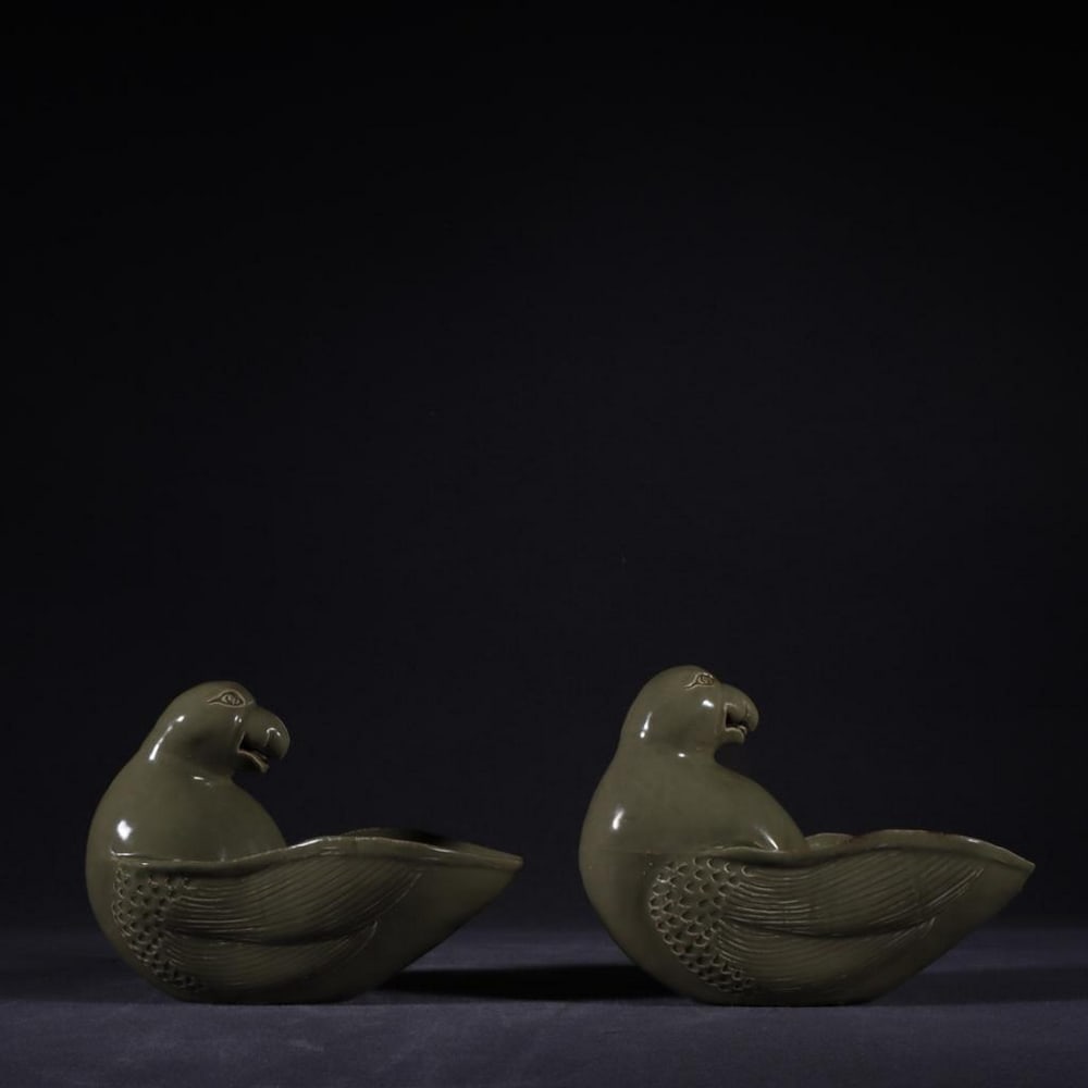 Pair of Celadon Parrot Washes from the Five Dynasties – Old Tang Dynasty Collection (1 of 5)