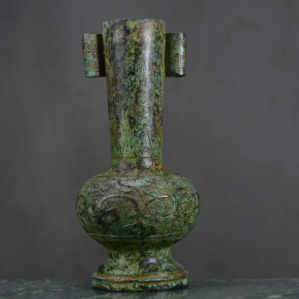 Antique Chinese Bronze Pot Throwing Statue Ornament (1 of 7)