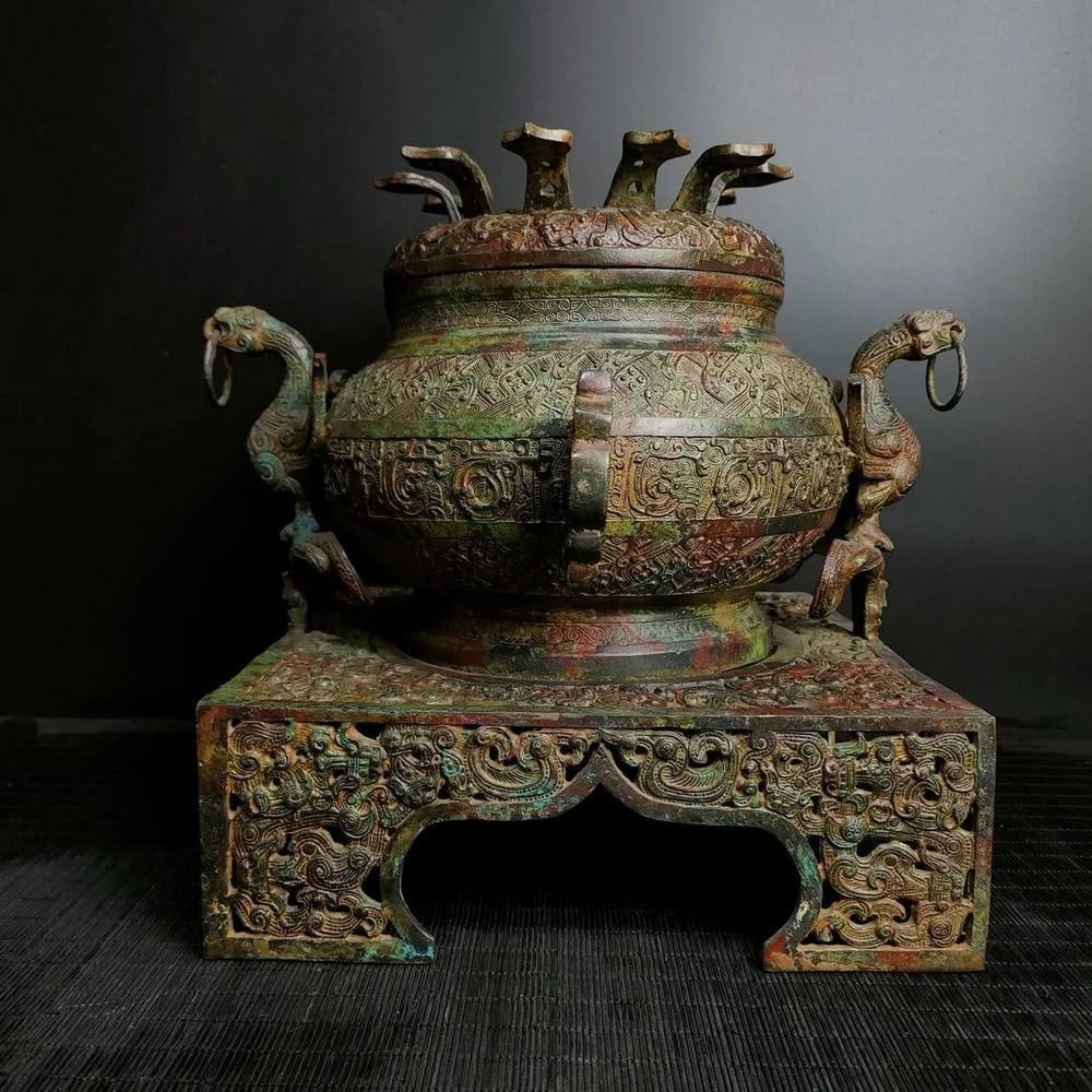 Antique Chinese Bronze Lotus Leaf Square-Base Gui Statue Ornament (1 of 9)