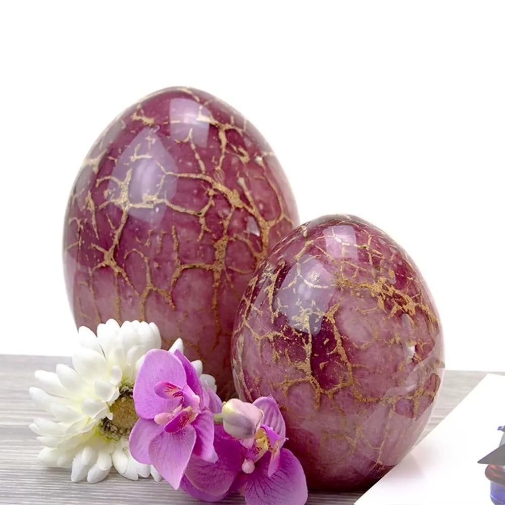 Oval' Pink/Purple Glass Keepsakes by Loranto Glass: 'Oval' Pink/Purple Glass Keepsakes by Loranto Glass We each have our own way of cherishing the memories of a beloved family member or pet. For many, an urn provides comfort, offering a meaning