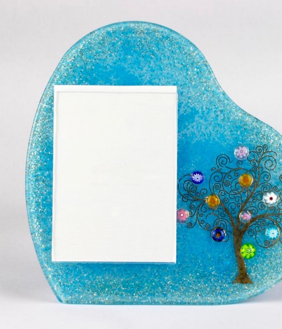Blue Heart Shaped Tree of Life Murano Glass Picture Frame: Blue Heart Shaped Tree of Life Murano Glass Picture Frame Dimensions: 1.6"L x 7.8"W x 7.8"H Photo Max Size: 7x10cm View Photos For Further Details.