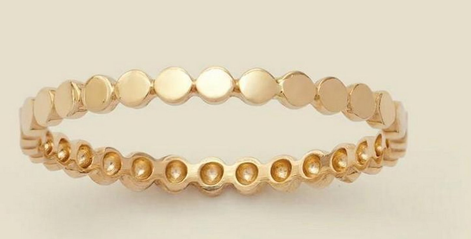 14k Poppy Dot Ring - Size 6: 14k Poppy Dot Ring - Size 6 The timeless elegance of poppy dots shines through in this exquisite 14k solid gold ring. With its radiant shimmer and versatile design, it makes a perfect statement piece