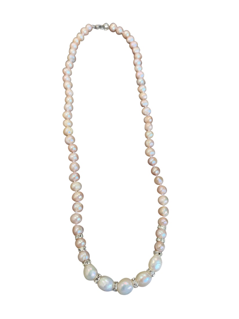 20" Natural 7-8mm AAA Grade Purple & White Freshwater Cultured Pearl Beads Necklace: 20" Natural 7-8mm AAA Grade Purple & White Freshwater Cultured Pearl Beads With Austrian Crystal Insets Necklace Pearls have long been associated with wisdom gained through experience. They ar