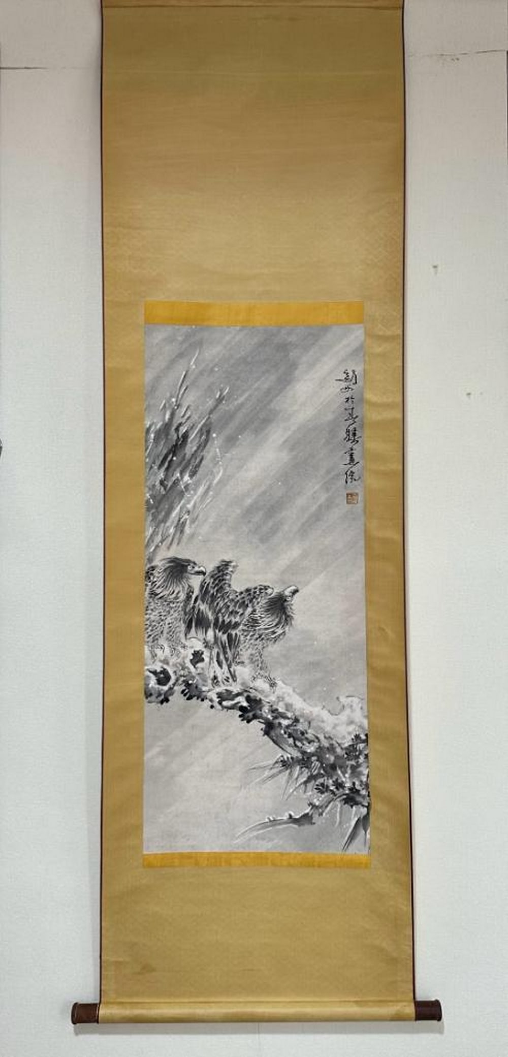 Gao Jianfu Inspired Hand-Painted Two Eagles Scroll: Gao Jianfu Inspired Hand-Painted Two Eagles Scroll An inspired hand-painted scroll in the style of Gao Jianfu (1879–1951), a leading figure of the Lingnan school, featuring two majestic eagles rende