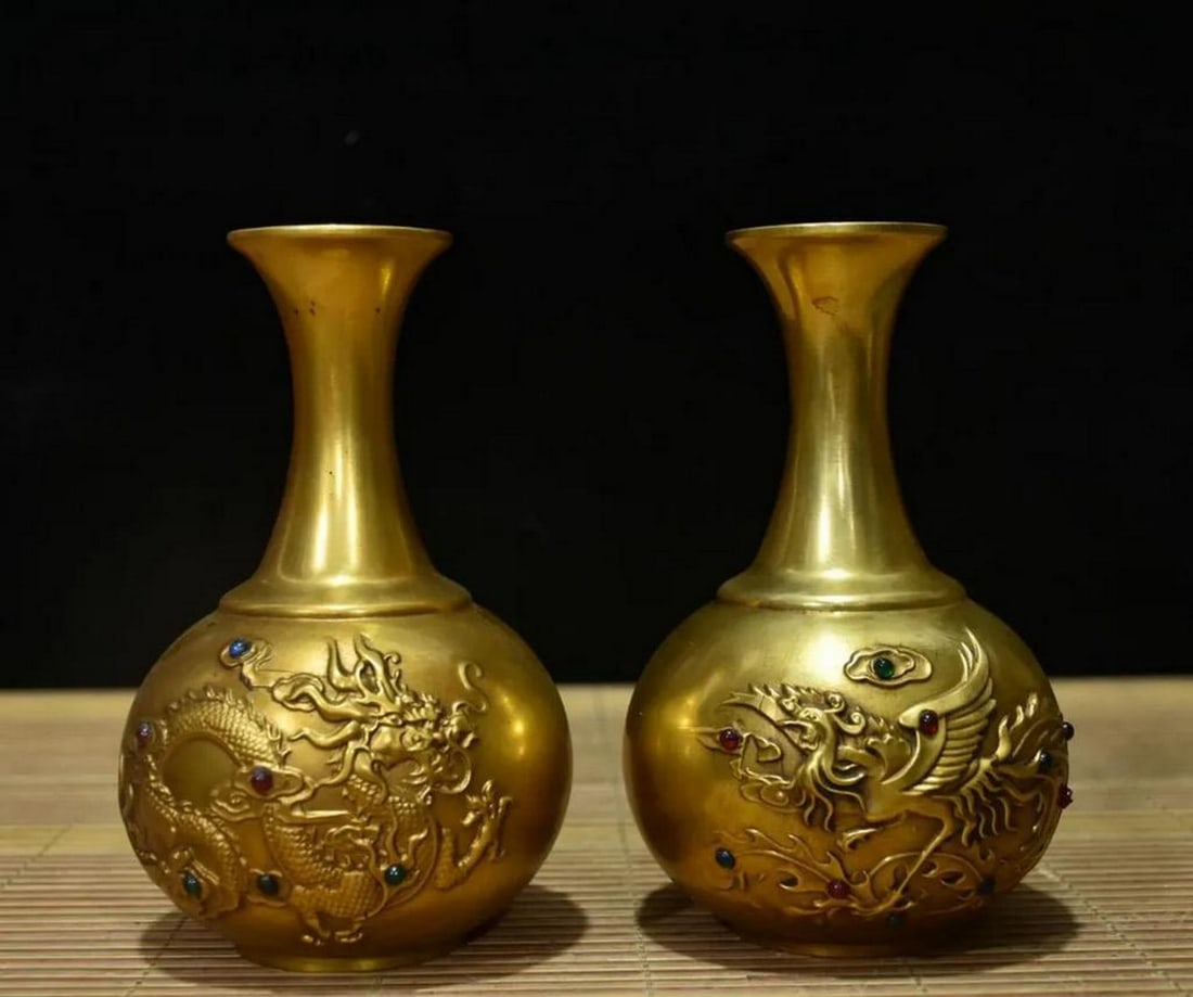 Pair of Chinese Antique Handmade Pure Copper Vases Inlaid with Gemstones – Dragon and Phoenix: Pair of Chinese Antique Handmade Pure Copper Vases Inlaid with Gemstones – Dragon and Phoenix Design This remarkable pair of Chinese antique vases is meticulously handmade from pure copper and richl