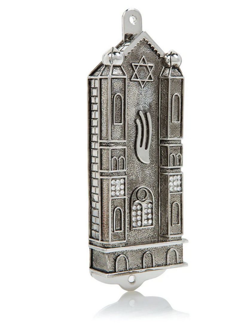 Silver Holy Ark-Style Mezuzah: Silver Holy Ark-Style Mezuzah Add modern sophistication to your home with the Silver Holy Ark-Style Mezuzah. Crafted from pewter and plated with 925 silver, this mezuzah beautifully blends sacred trad