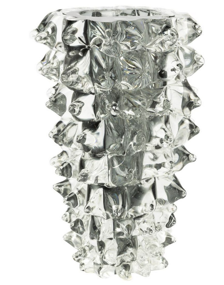 Spike Vase: Elegant Centerpiece in Original Murano Glass: Spike Vase: Elegant Centerpiece in Original Murano Glass Handmade blown vase centerpiece crafted from Murano glass, featuring expert glass blowing and the intricate sommerso technique. It is distingui