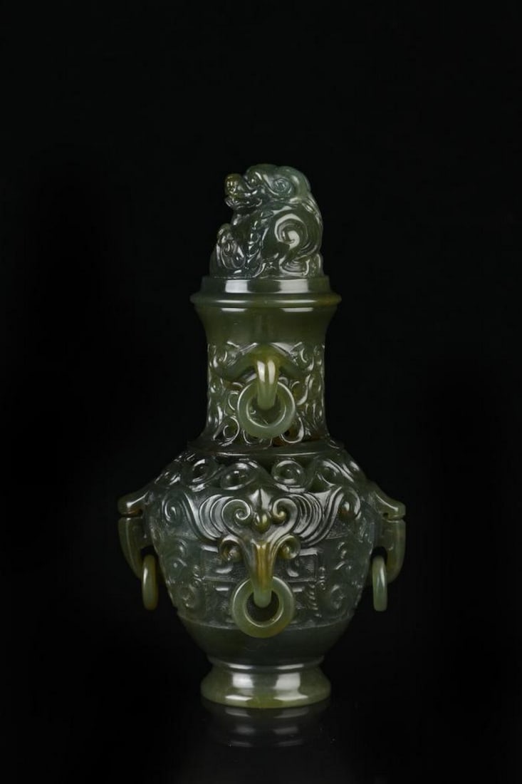 Exquisite Jade Vase – 763g - 6