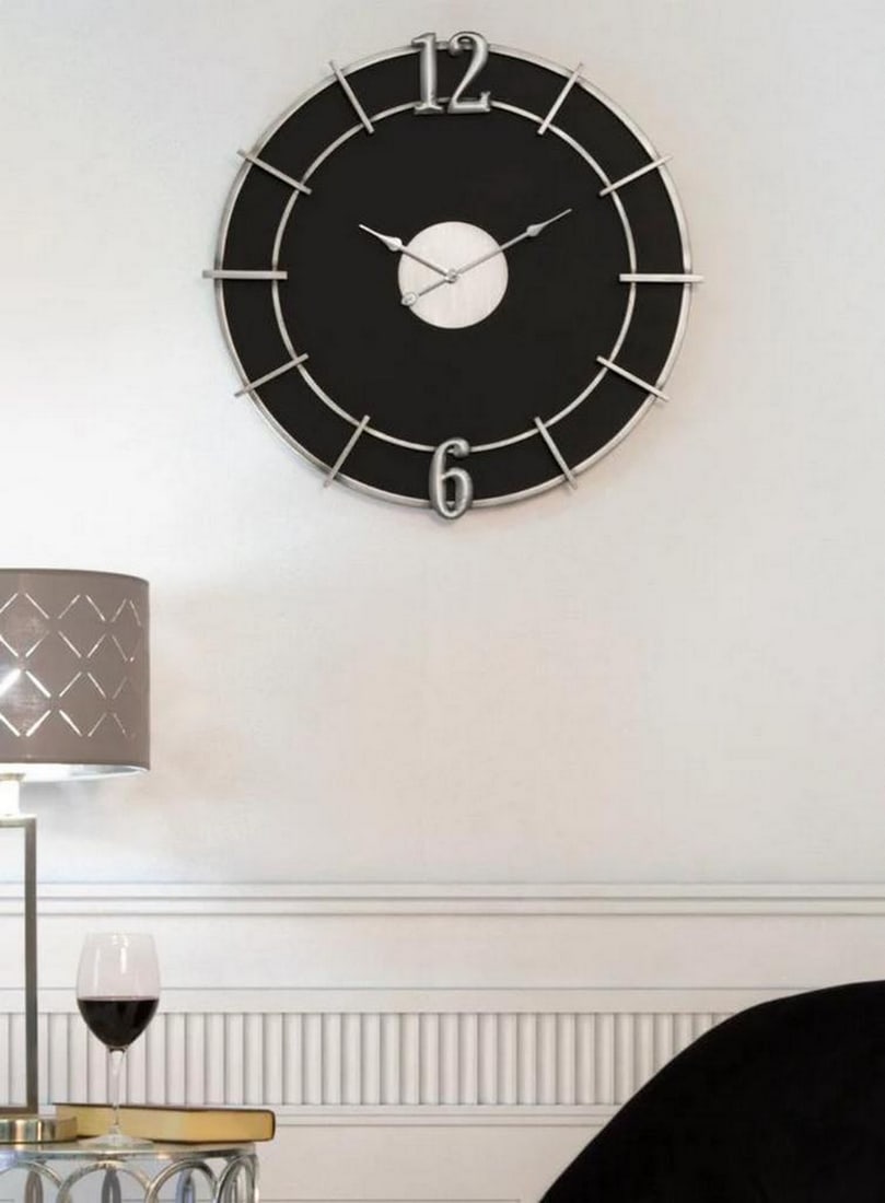 Minimalist Metal Wall Clock - 4