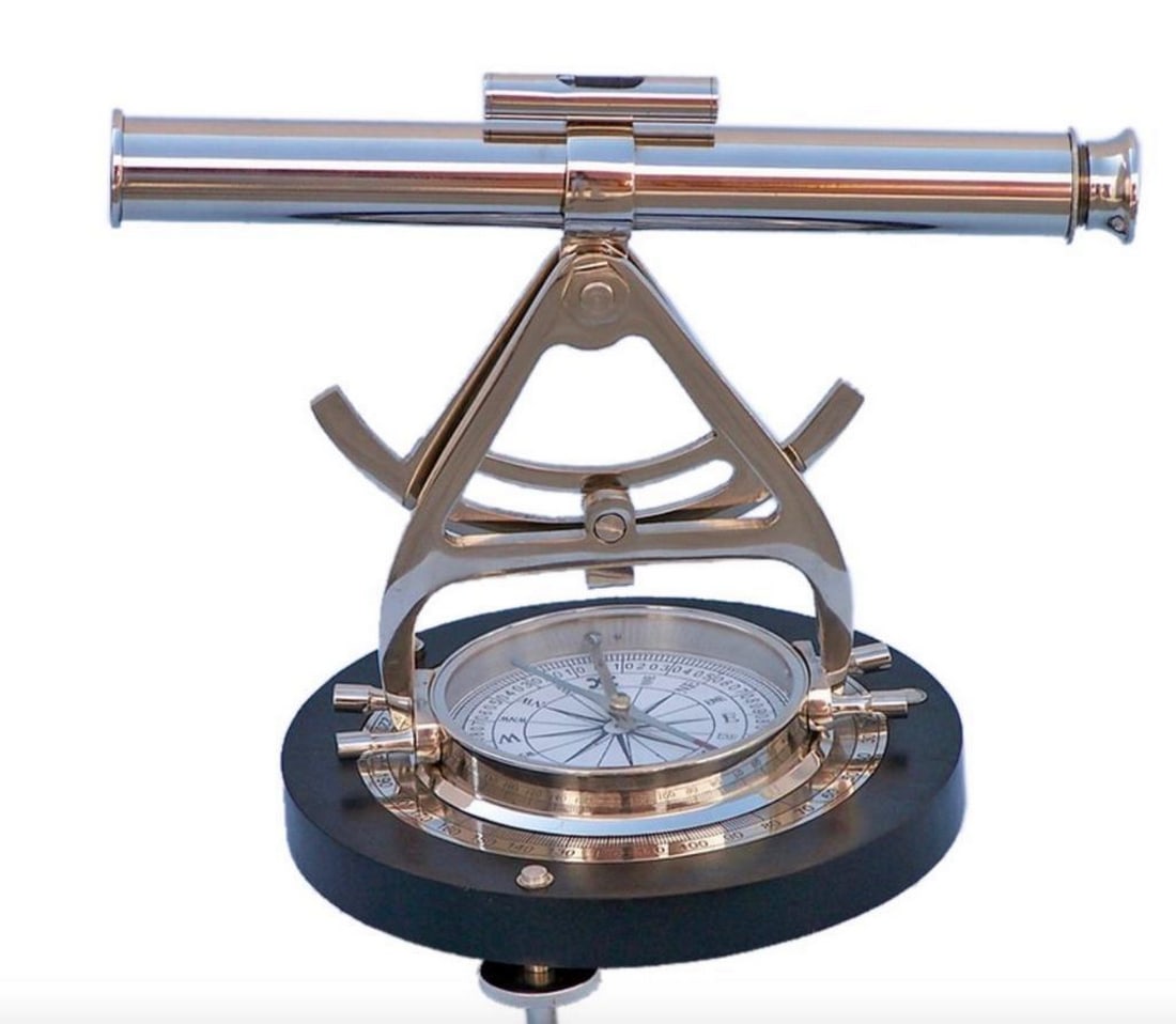Chrome Alidade 14" Compass: Chrome Alidade 14" Compass The Chrome Alidade Compass with telescope and bubble level is a beautiful nautical gem. Its beauty proves to be a perfect accent for spaces such as desktops, bookshelves