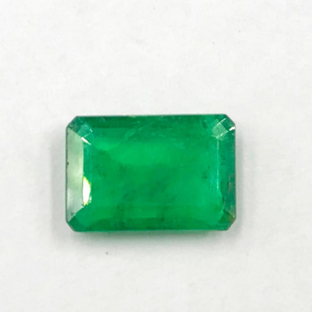 2.27ct Faceted Emerald Octagon Gemstone: Faceted Emerald Octagon For many, emerald is considered to be the symbol of rebirth. It is also believed to represent good fortune, youth, balance, growth, peace, and foresight Size- 11.1x7.7 mm,