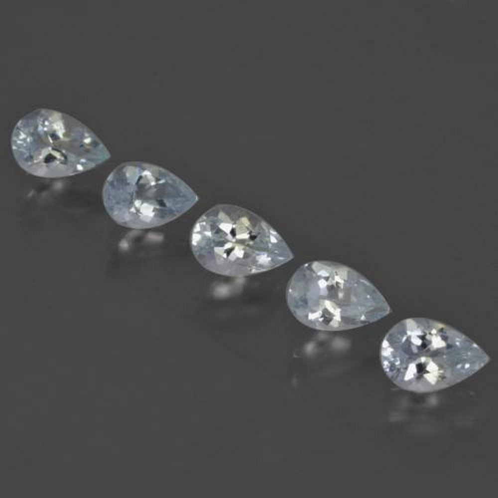 1.8ct Pear Cut Aquamarines (1 of 2)