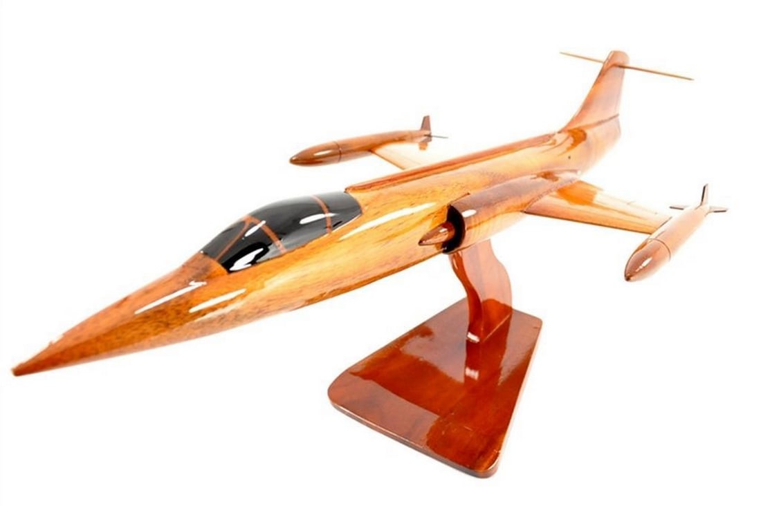 Lockheed F-104 Starfighter Wooden Scale Replica: Lockheed F-104 Starfighter Wooden Scale Replica Crafted entirely from wood, this F-104 Starfighter model represents the renowned Lockheed aircraft. Originally designed as a single-engine, supersonic i