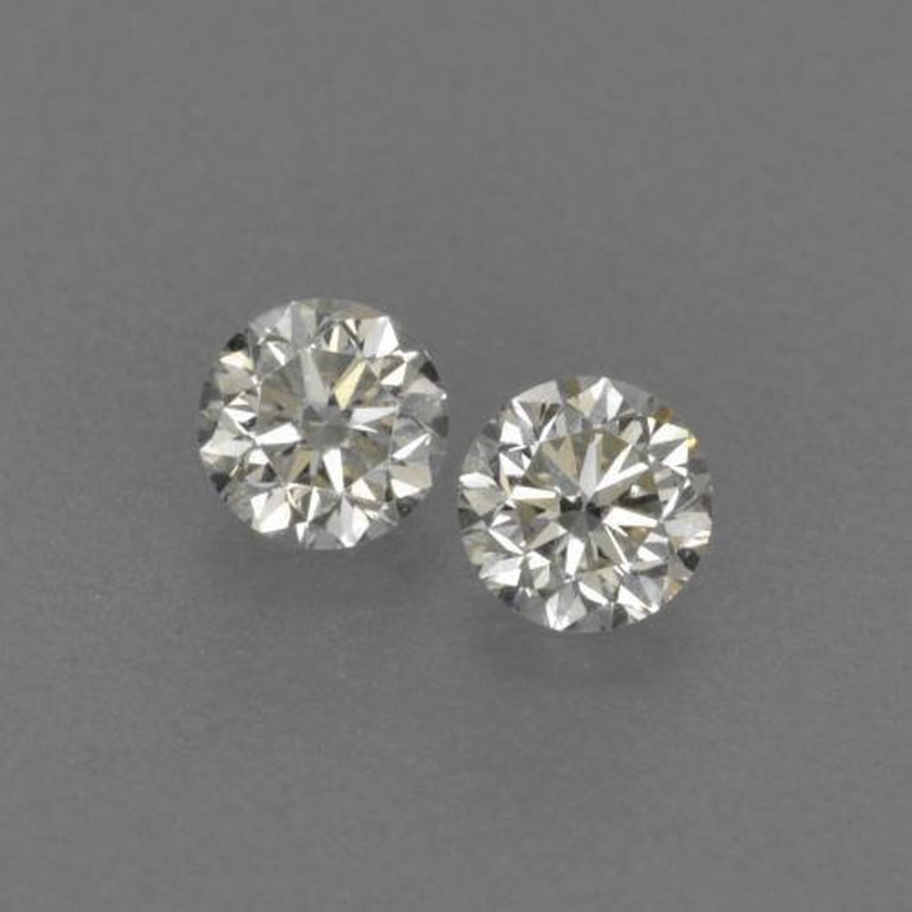 0.17ct Diamond-Cut Warm White Diamonds (1 of 2)