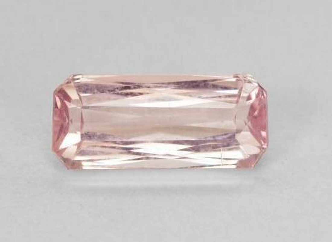 1.9ct Octagon/Scissor Cut Light Baby Pink Tourmaline Gemstone (1 of 3)