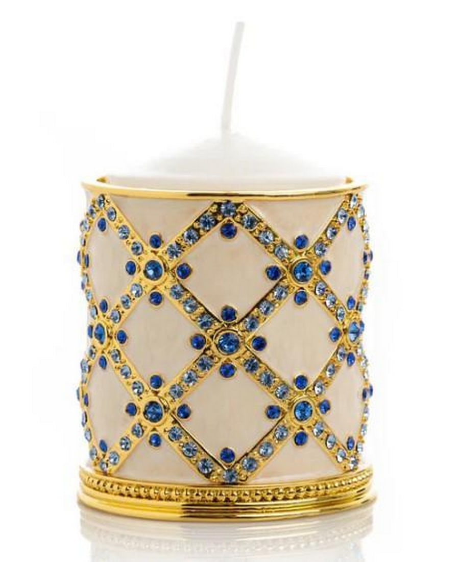 Gilded Elegance Gold and Cream Candle Holder: Gilded Elegance Gold and Cream Candle Holder Elevate your decor with this gold and cream candle holder, a refined accent that blends classic charm with a touch of luxury. The creamy finish provides a