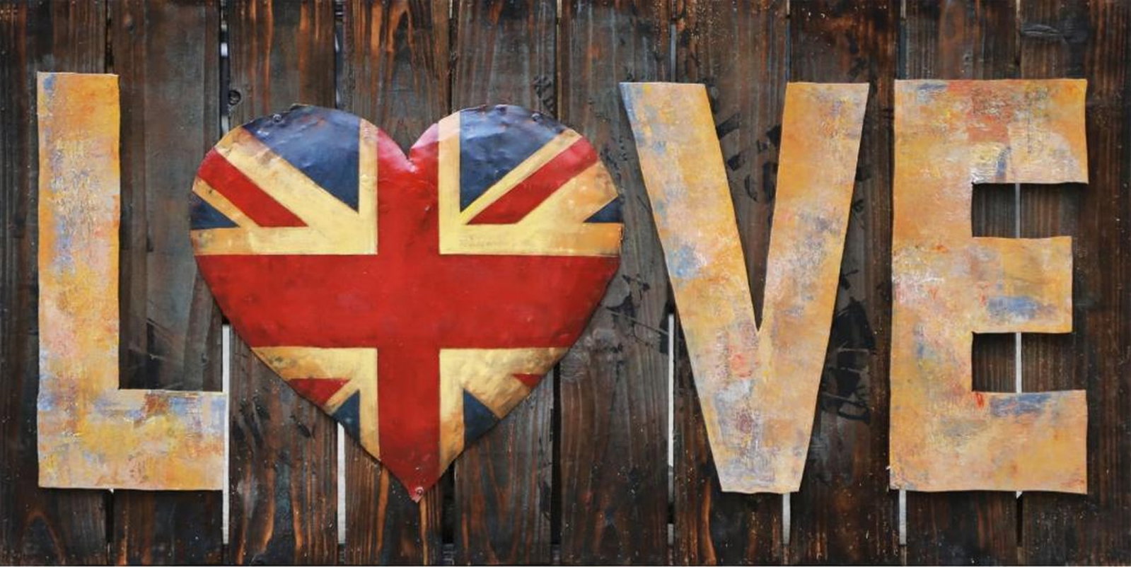 Unique 3D LOVE Painting Depicting the UK Flag: Unique 3D LOVE Painting Depicting the UK Flag. 3D UNIQUE METAL ART - Each piece involves complex craftsmanship; cutting, modeling, welding, aging treatment, anti rust treatment, coloring and matte sur