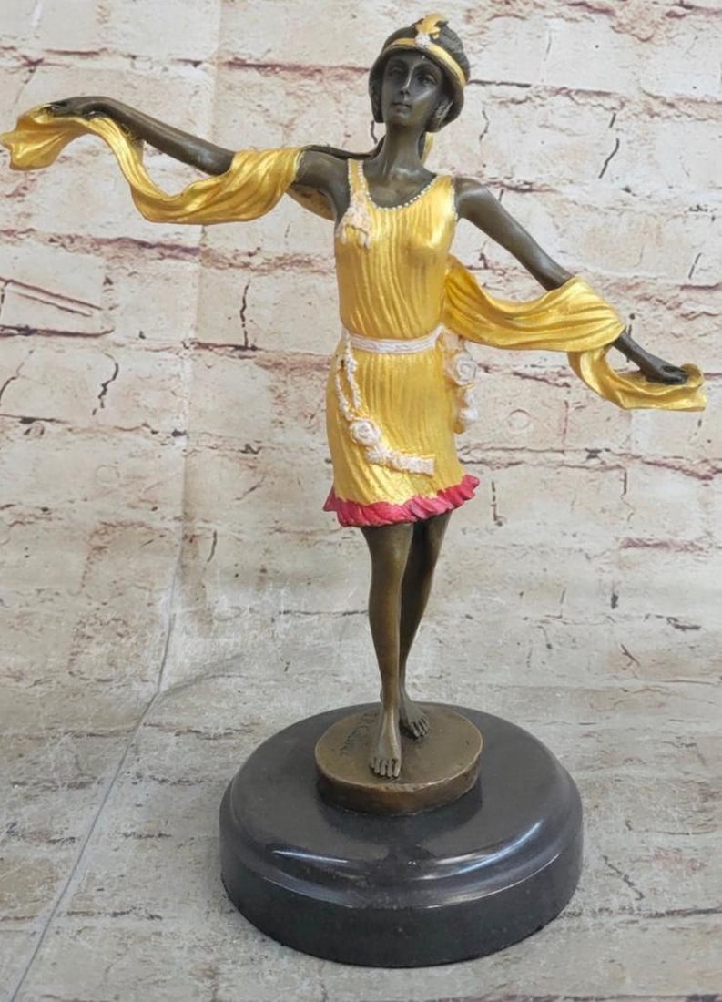 20's Jazz Dancer Gold Patina Bronze Sculpture: 20's Jazz Dancer Gold Patina Bronze Sculpture Any fan of the Roaring 20’s, Jazz and F.Scott Fitzgerald will adore this stunning Flapper. They were considered to be the “New Breed” of you