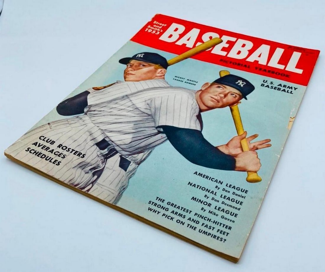 1953 Street And Smiths New York Yankees Mickey Mantle Baseball Pictorial Yearbook: 1953 Street And Smiths New York Yankees Mickey Mantle Baseball Pictorial Yearbook. Please View Photos For Further Details.