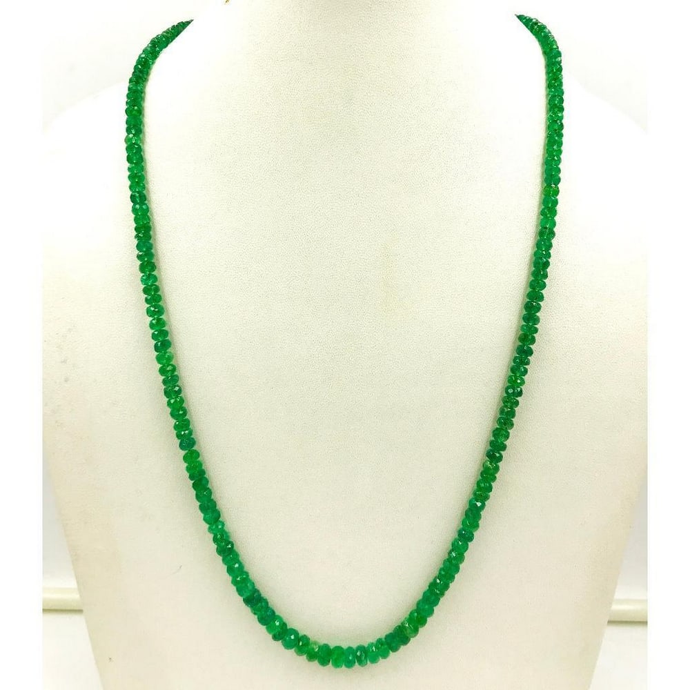 Emerald Faceted String Bead Necklace: Emerald Faceted String Bead Necklace Gemstone Size: 4.4mm-5.7mm Length of Necklace: 45cm View Photos For Further Details