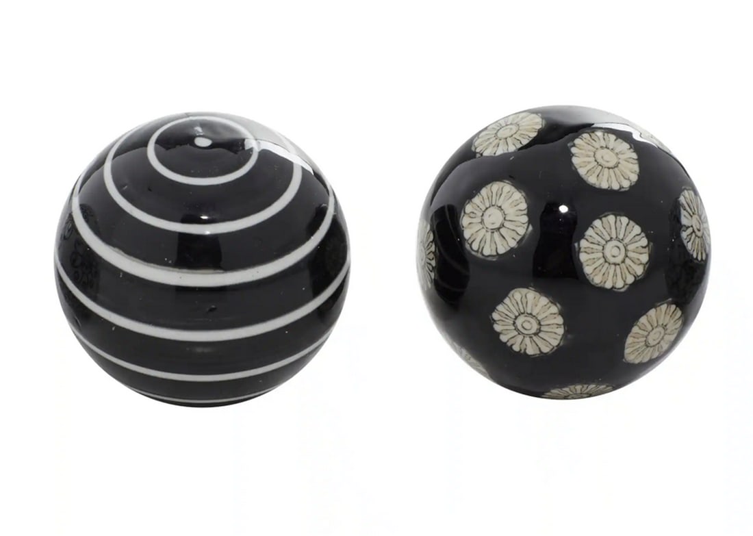 6 Patterned Black and White Decorative Balls - 2
