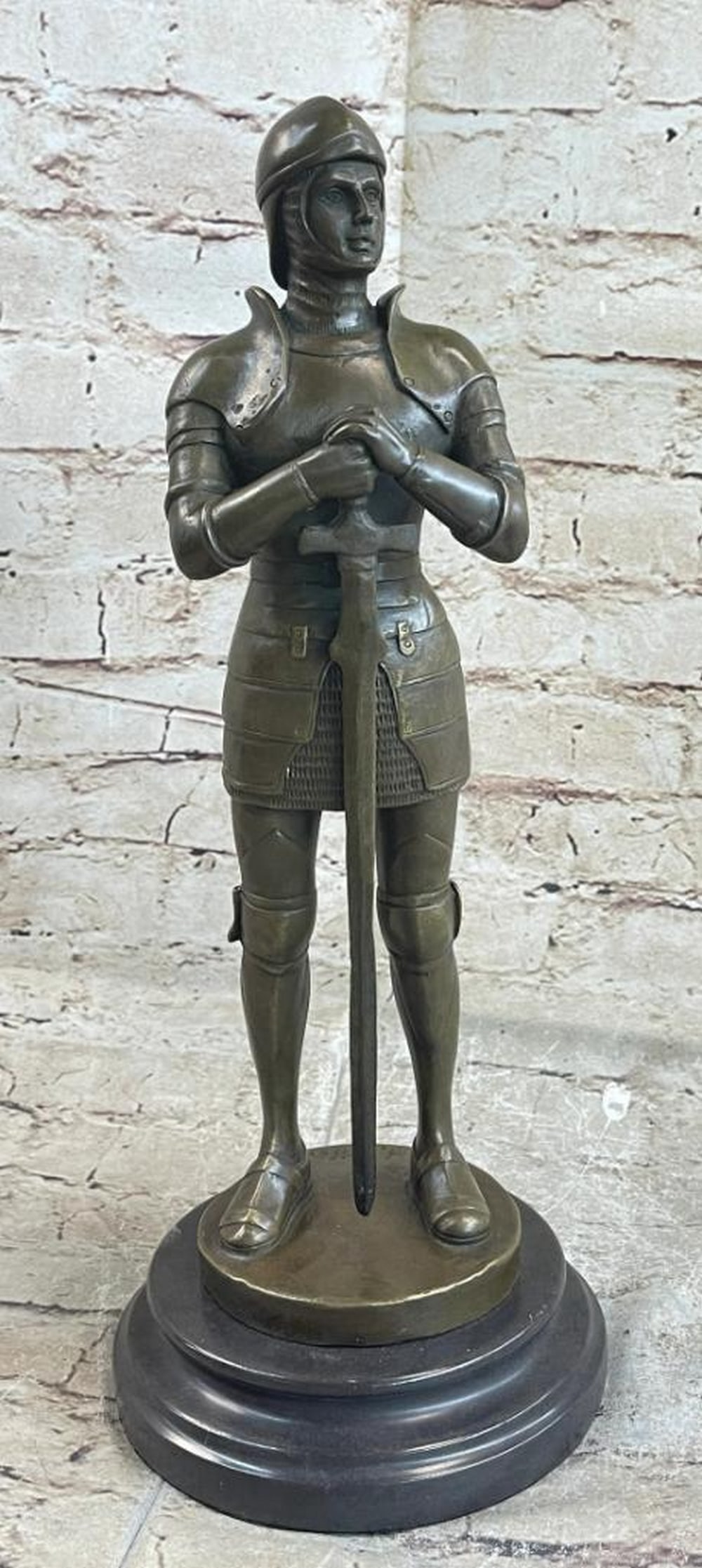 Roman Legion Soldier Bronze Sculpture by Seifert - 14.5" x 5": Roman Legion Soldier Bronze Sculpture by Seifert - 14.5" x 5" Step into the grandeur of ancient Rome with this meticulously crafted bronze sculpture of a Roman legion soldier. Standing proudly
