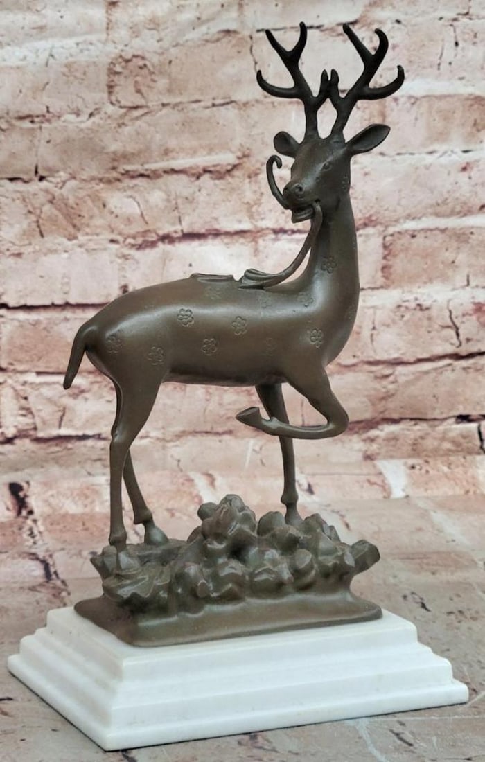 Nordic Deer" Original Bronze Sculpture by Milo – 11" x 7.5: "Nordic Deer" Original Bronze Sculpture by Milo – 11" x 7.5" Introducing the "Nordic Deer" original bronze sculpture by Portuguese artist Miguel Lopez, also known as Milo. Th