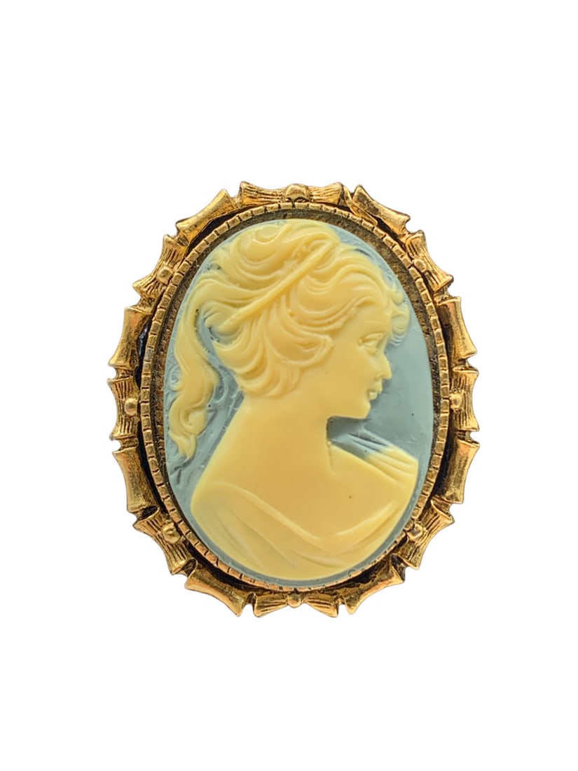 Vintage Gold Toned Yellow & Blue Cameo Brooch Depicting A Silhouette Of A Victorian Beauty (1 of 6)