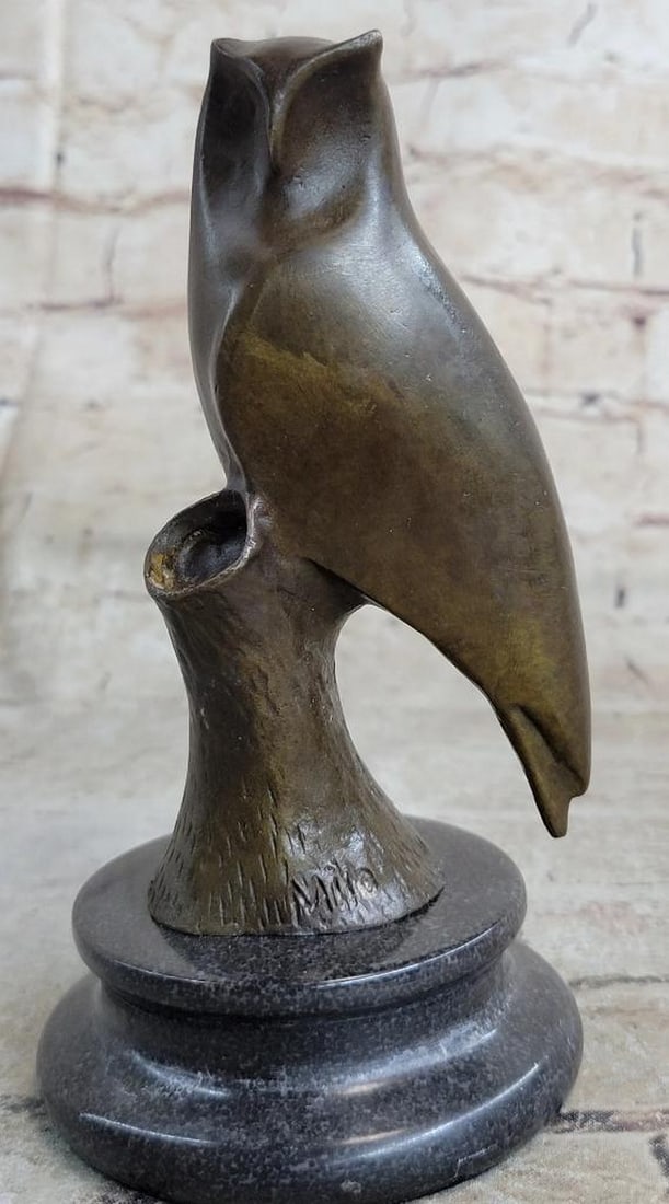Abstract Perching Owl Original Bronze Statue - 6" x 3": Abstract Perching Owl Original Bronze Statue - 6" x 3" This Abstract Perching Owl Original Bronze Statue features a stylized owl perched atop a cylindrical base. The smooth, flowing lines abst