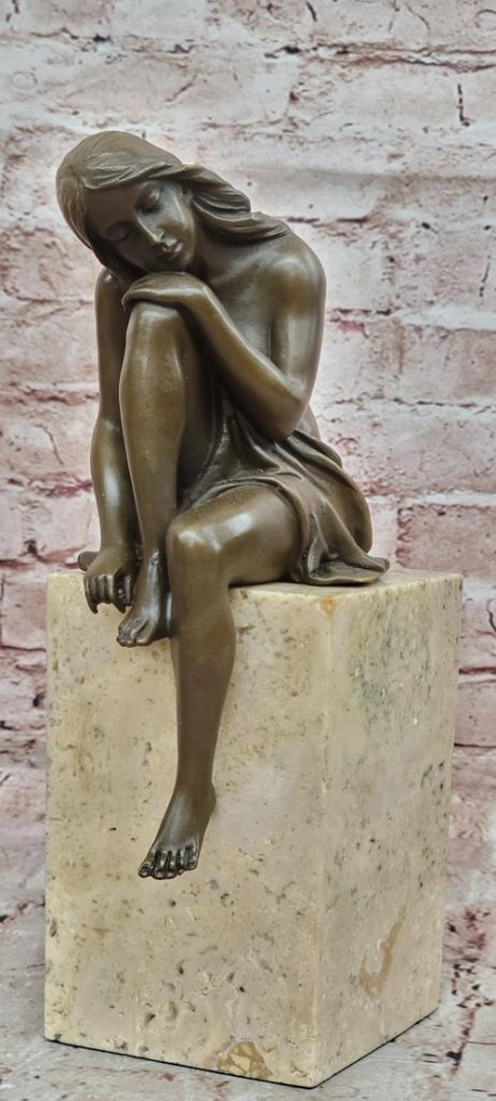 “Seated Beauty?? Semi-Nude Female Bronze Sculpture by Cesaro – 10.5" x 3.5": “Seated Beauty” Semi-Nude Female Bronze Sculpture by Cesaro – 10.5" x 3.5" This original bronze sculpture by Cesaro depicts a semi-nude female figure seated in a relaxed, contemplati