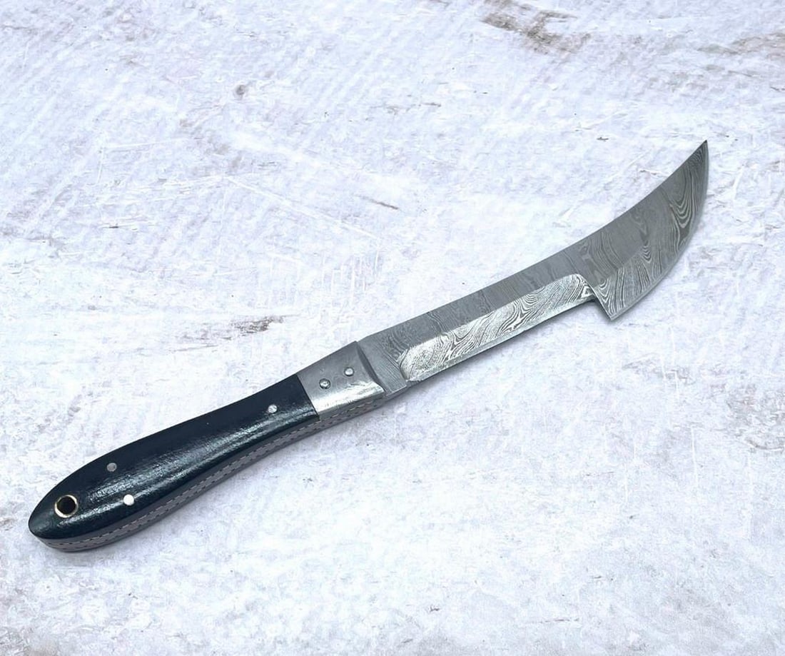 Damascus Steel Full Tang Wood Handle Skinning Shiv For Hunting With Leather Stitched Sheath: Damascus Steel Full Tang Wood Handle Skinning Shiv For Hunting With Leather Stitched Sheath. Each blade is created Using 256 Layers Of 1095 and 15N20 High Carbon Steels?????? To Produce A Superior Edg