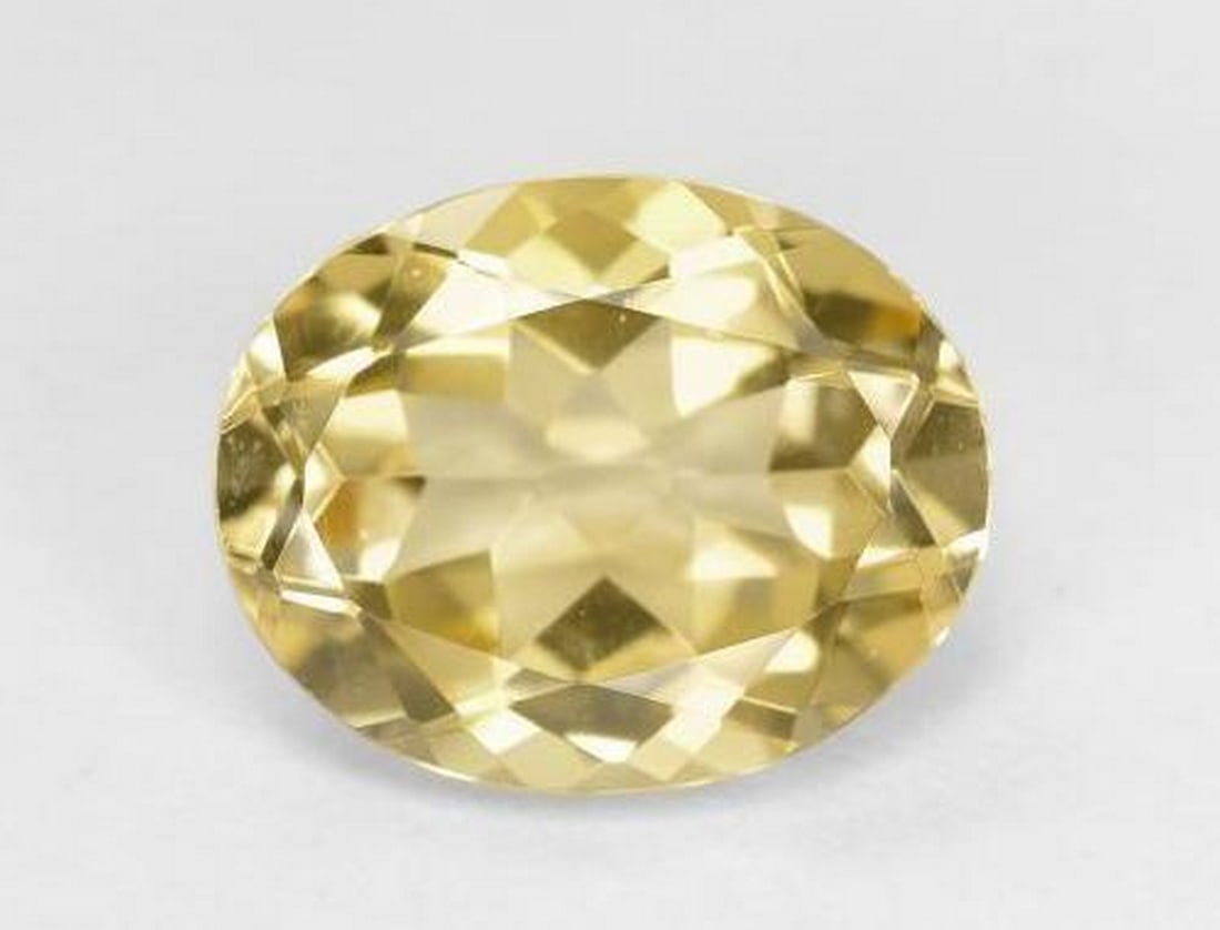 2.51ct Natural Light Golden-Yellow Golden Beryl, Oval, VVS (1 of 2)