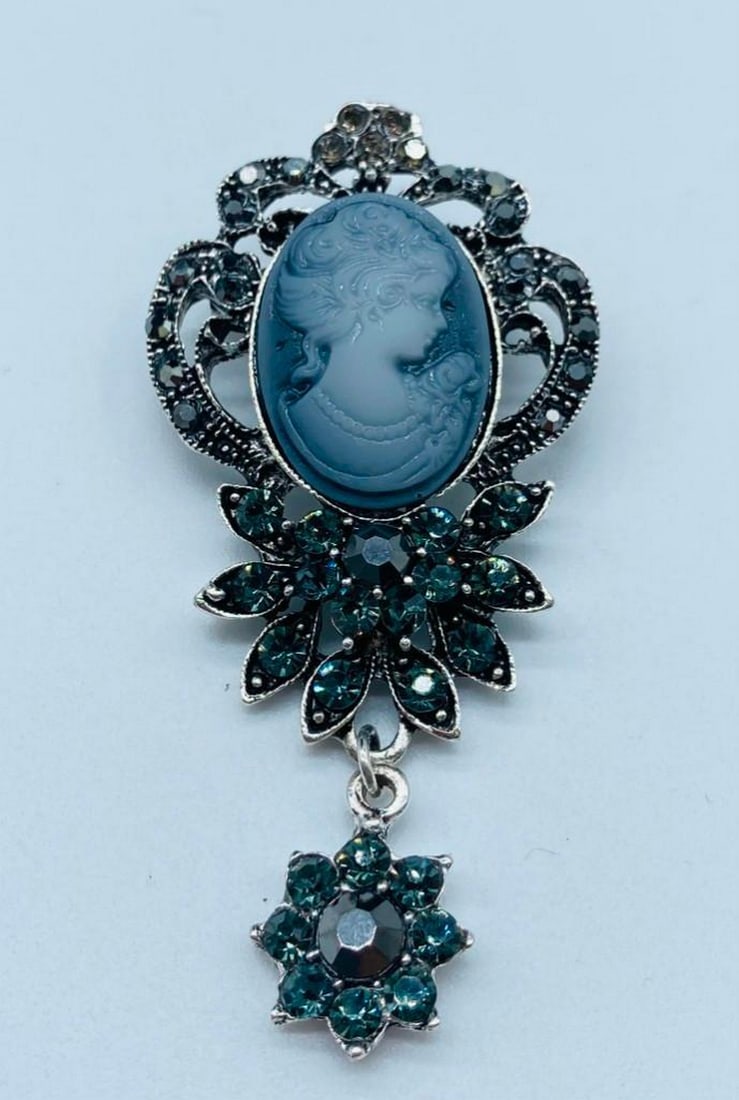 Ladies Semi Precious Rhinestone Silhouetted Silver Cameo Brooch (1 of 2)