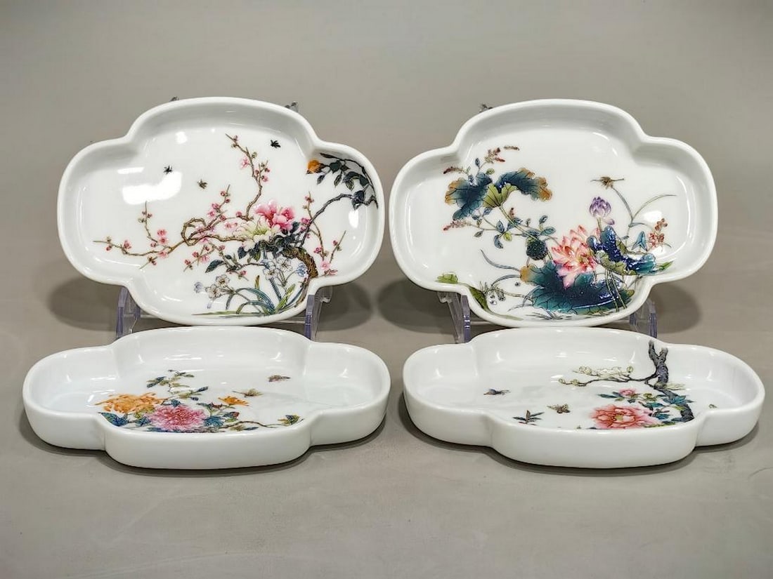 Enamel Color Four Seasons Floral Pattern Plates Set (1 of 9)