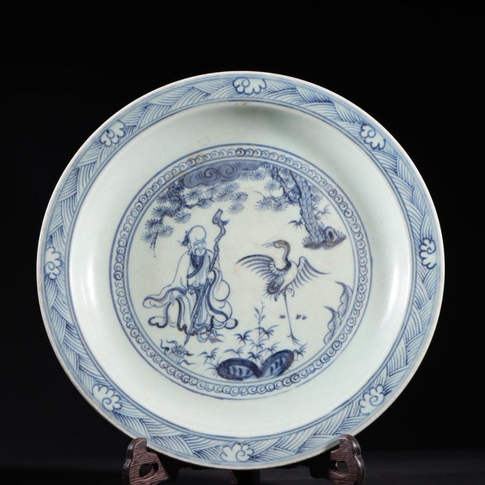Plate Inspired From The Ming Dynasty Blue And White Figurative Design (1 of 9)