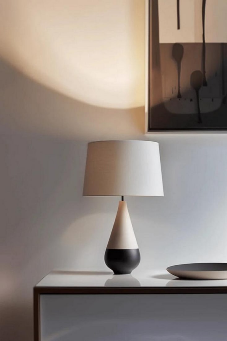 Gradient Cone Wooden Table Lamp - 2