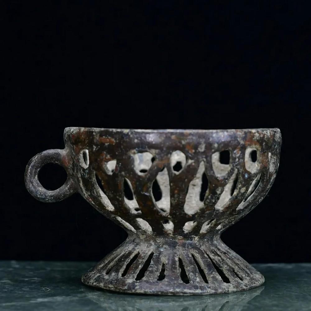Antique Chinese Bronze Hollow Cup Holder Statue Ornament (1 of 5)