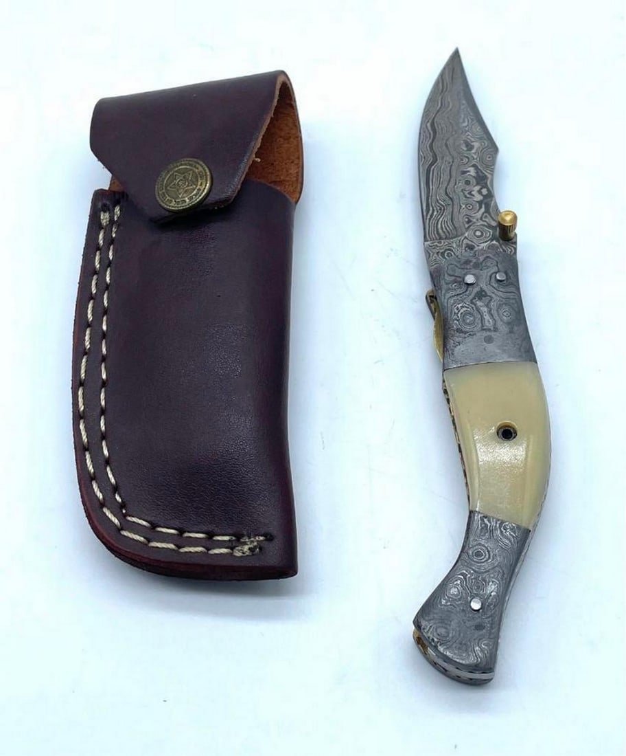 Wicked Wing Trailing Point Damascus Knife - 2