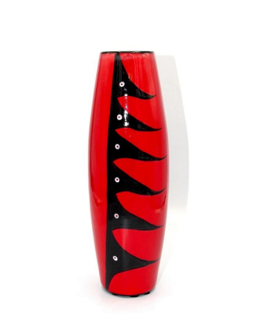 Red Long Mountain Vase by Veran Pardeahtan: Red Long Mountain Vase by Veran Pardeahtan Veran's Ceremonial Black Rim Pottery designs honor the rich heritage of North American Indigenous culture. Featuring symbols that often represent nature