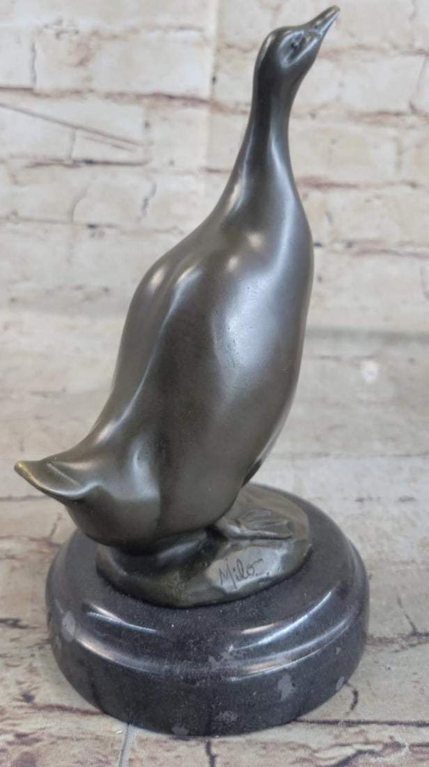 Signed Milo Original Duck Bronze Sculpture on Marble Base - 8" x 7": Signed Milo Original Duck Bronze Sculpture on Marble Base - 8" x 7" Introducing this beautiful duck bronze sculpture, crafted using the highly precise and intricate Lost Wax casting method. Th