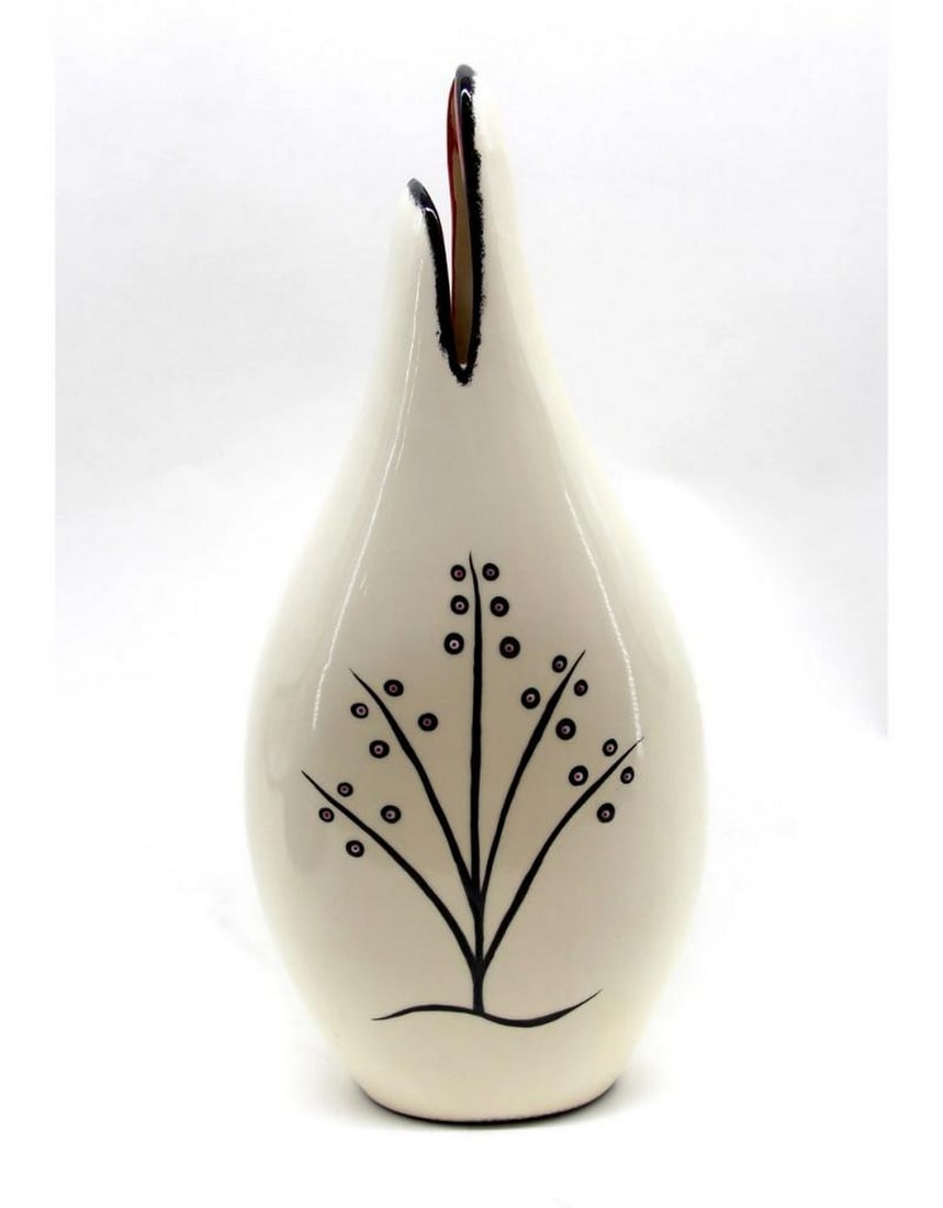 Buffalo White Baja Pottery Vase by Veran Pardeahtan: Buffalo White Baja Pottery Vase by Veran Pardeahtan Veran's Ceremonial Black Rim Pottery designs are unique expressions of the rich heritage of North American Indigenous culture. The symbols, ofte