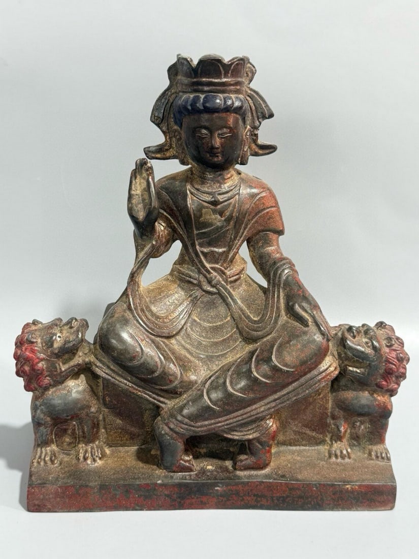 Handcrafted Pure Copper Guanyin Buddha Chinese Antique Statue: Handcrafted Pure Copper Guanyin Buddha Chinese Antique Statue Serene and graceful, this finely crafted Guanyin Buddha statue is a traditional Chinese antique-style sculpture, handcrafted from pure cop