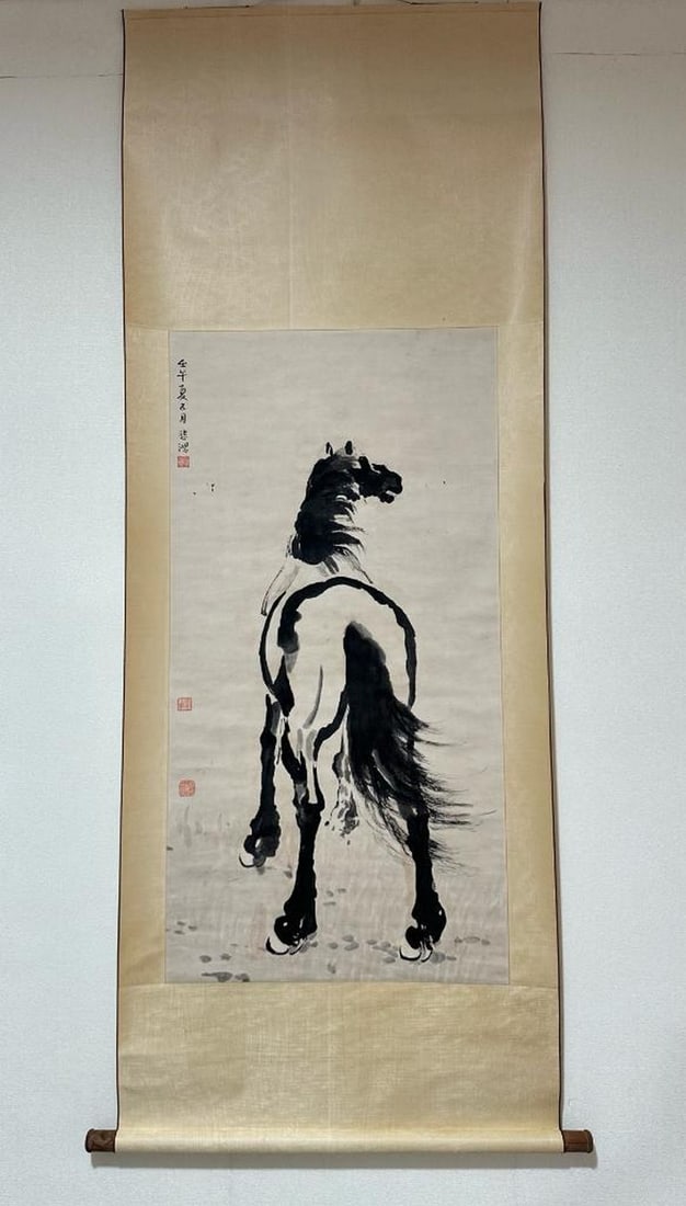 Xu Beihong Inspired Hand-Painted Horse Scroll: Xu Beihong Inspired Hand-Painted Horse Scroll An inspired hand-painted scroll in the style of Xu Beihong (1895 -1953), celebrated for his masterful depictions of horses that embody strength, vitality,
