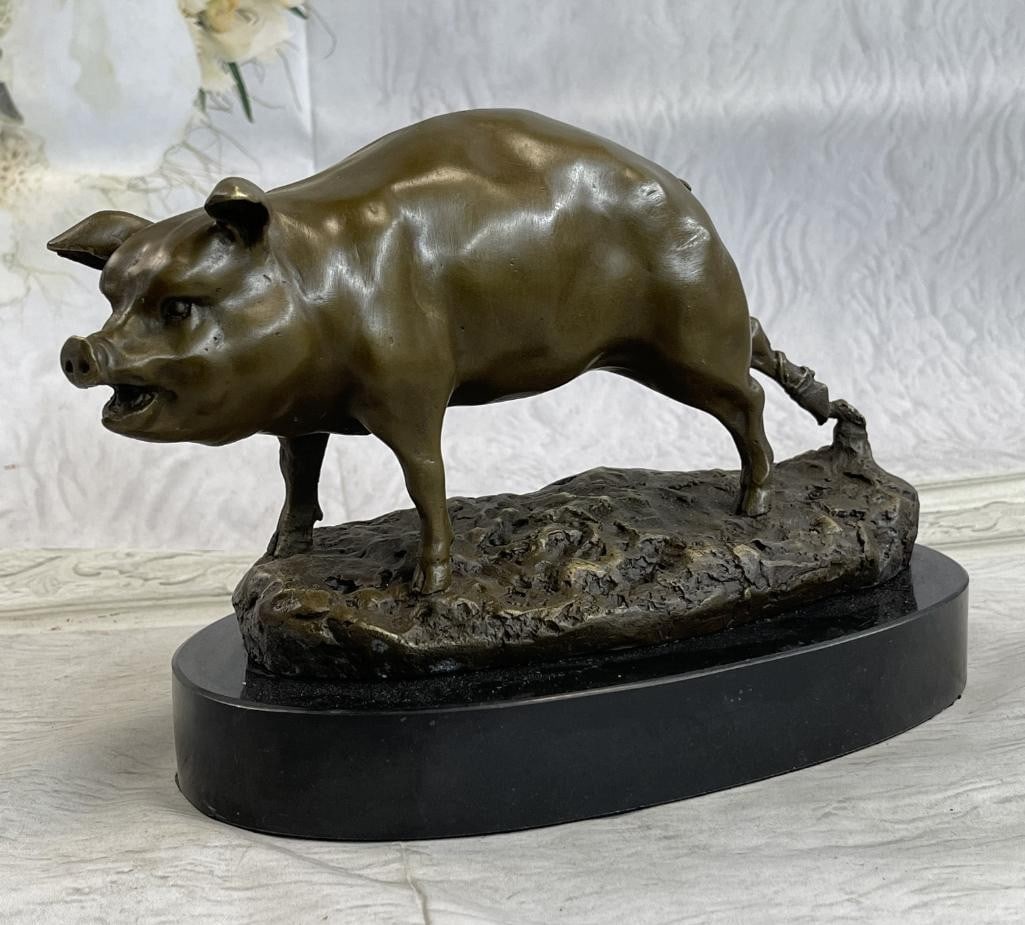Farm Pig Bronze Sculpture
