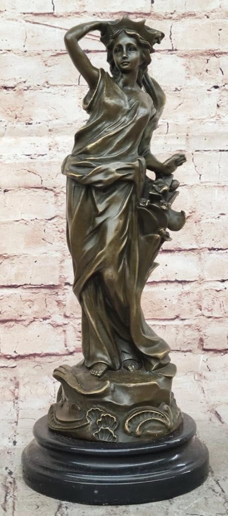 Original Bronze Aphrodite Statue by Milo - Greek Goddess of Love - 15'' x 6'': Original Bronze Aphrodite Statue by Milo - Greek Goddess of Love - 15x34 x 6x34 This exquisite Bronze Aphrodite Statue by Milo elegantly represents the Greek Goddess of Love, also known as Venus in Ro