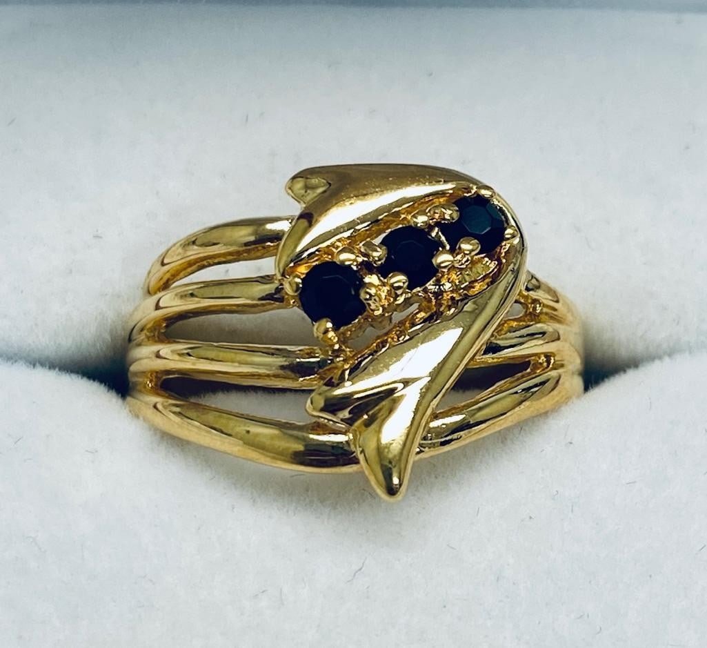 Designer Black Swarovski Crystals Set IN 18KT GEP Size 8 Ring (1 of 2)